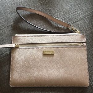 Kate spade Saffiano rose gold wristlet
